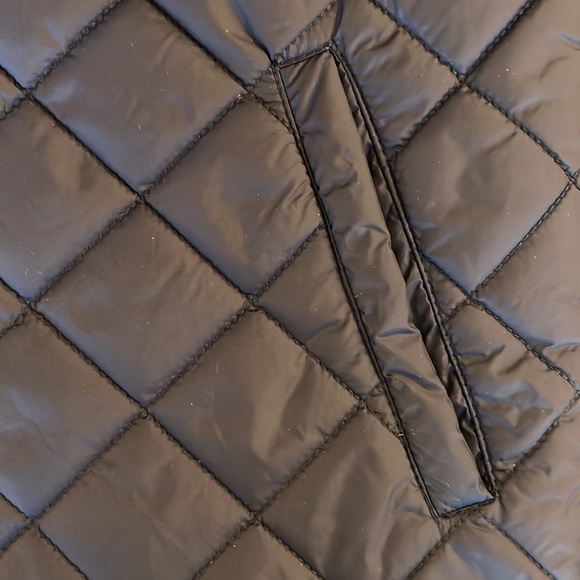 Club Room Quilted Navy Vest (S) - Only Worn Once! - Picture 2 of 5